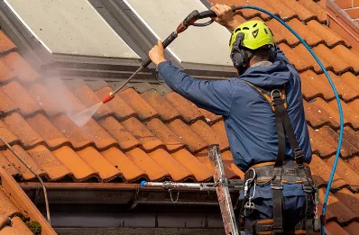 Démoussage et hydrofuge de toiture à Éton